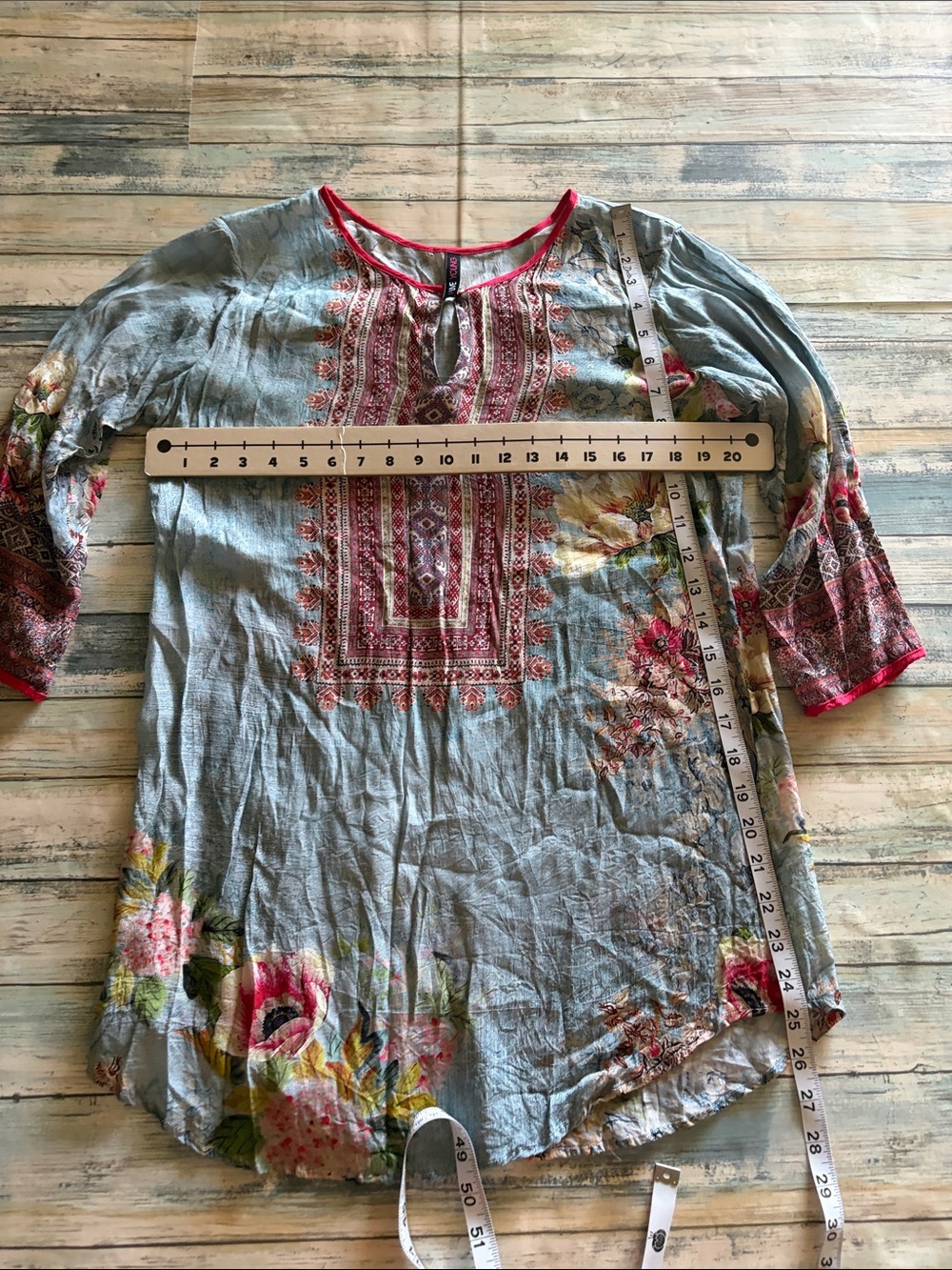 Boho Chic Live Young Blue Floral Embroidered Tunic Top Size XL - Picture 4 of 4